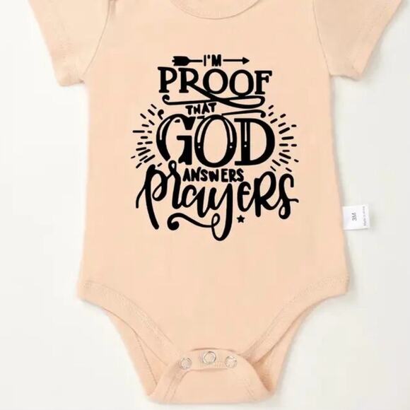 New “God Answers Prayers” romper 0-3 months - Picture 1 of 7